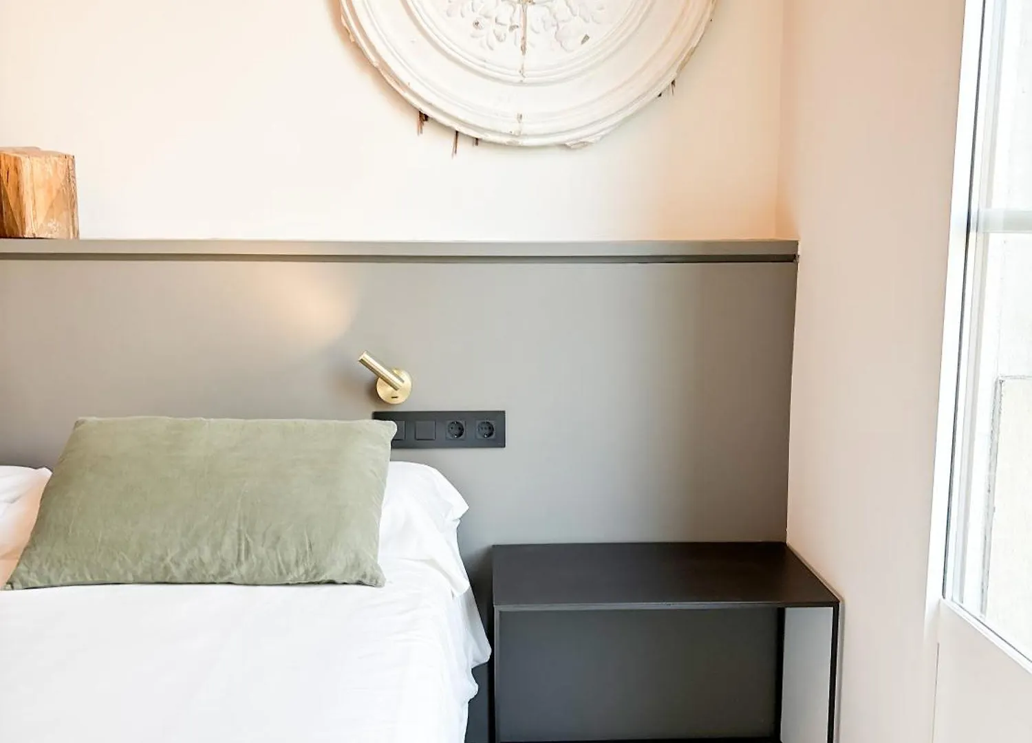 Hostal Porxos Garden Barcelona 0*,  Spain