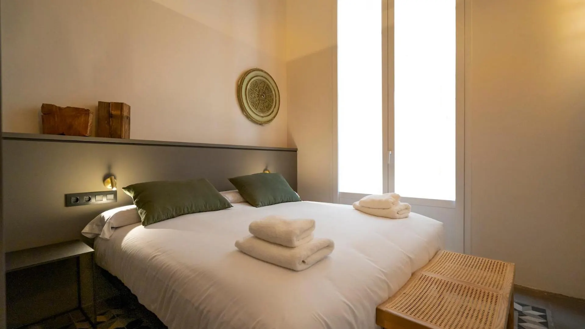 Hostal Porxos Garden Barcelona España